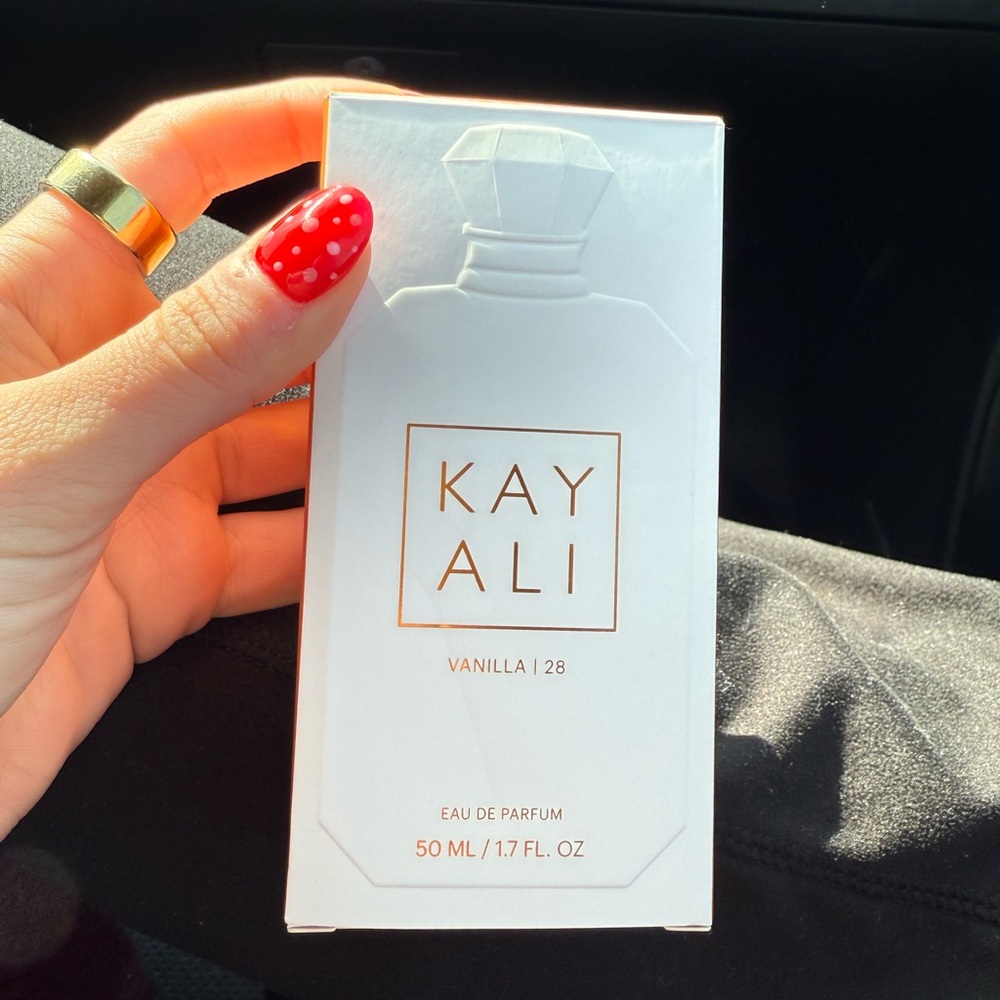 Kayali perfume